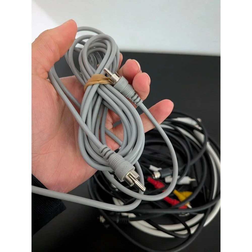 Miscellaneous Cable Lot Audio Video‎ AV Cables Etc 2.3lbs